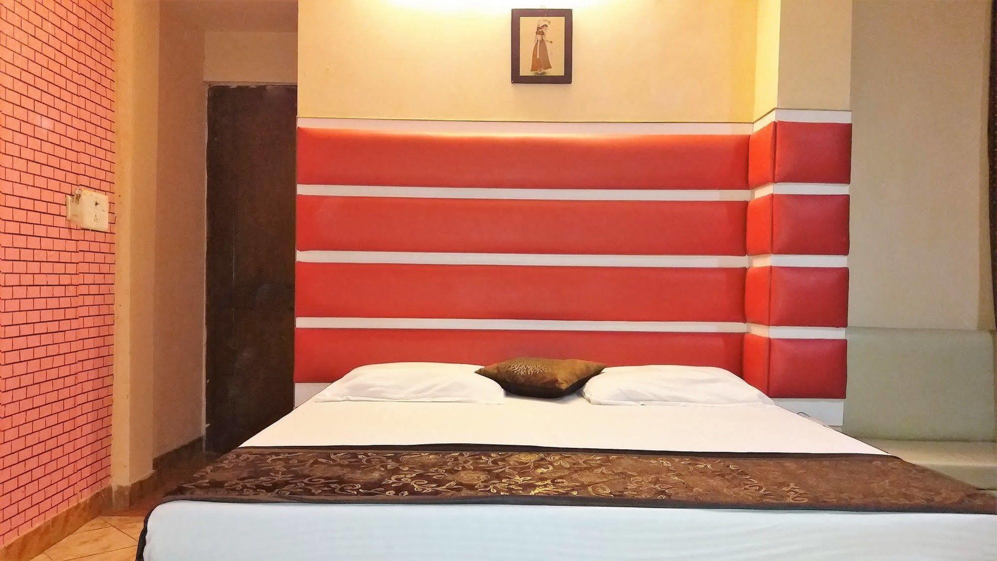 Hotel Kwality New Delhi Eksteriør billede