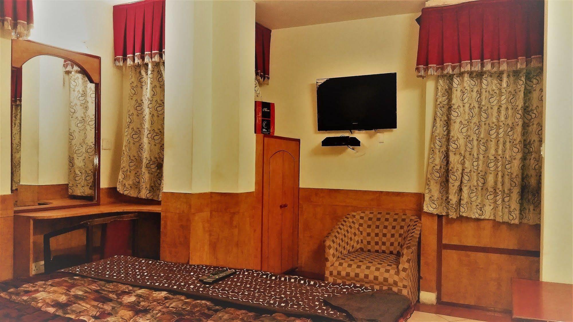 Hotel Kwality New Delhi Eksteriør billede
