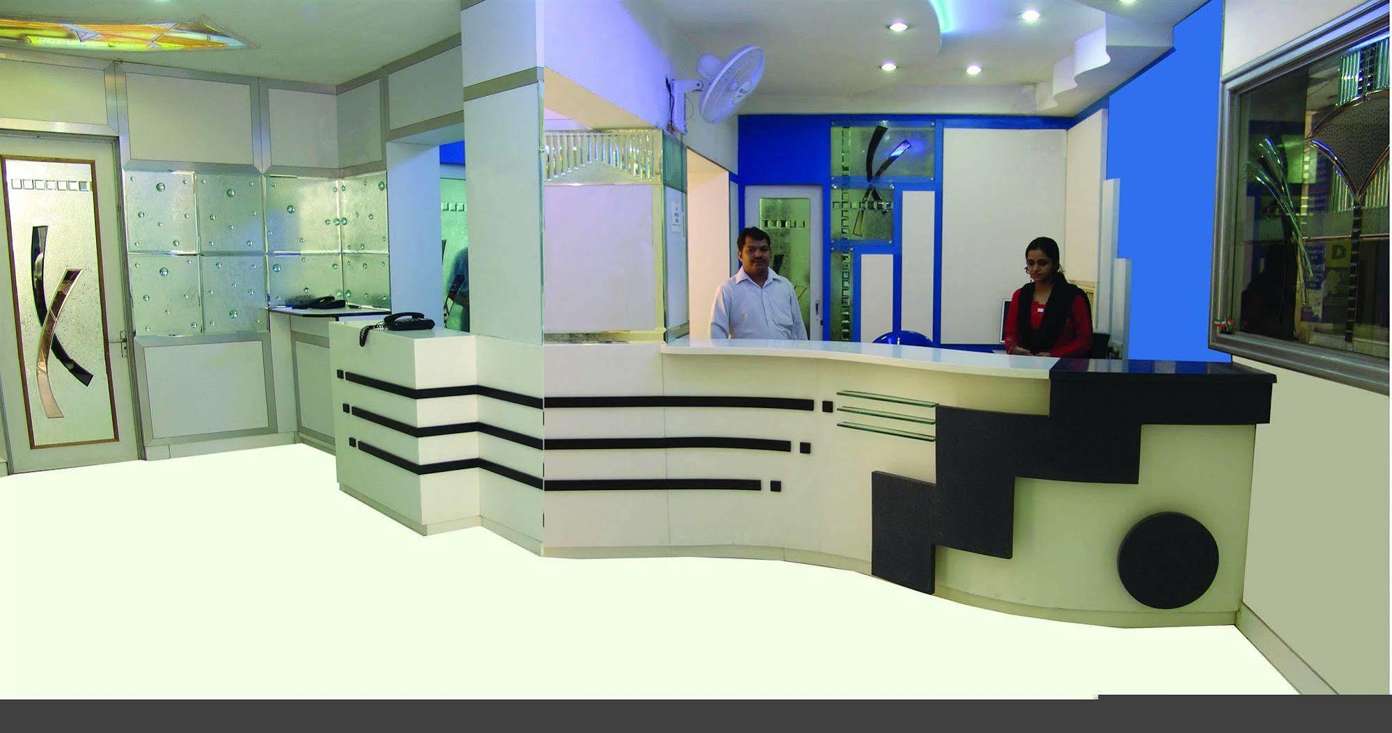 Hotel Kwality New Delhi Eksteriør billede