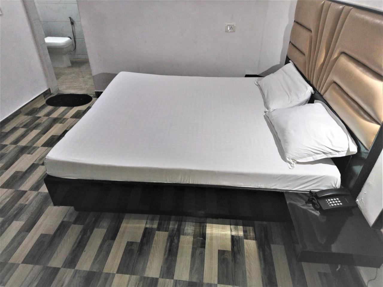 Hotel Kwality New Delhi Eksteriør billede